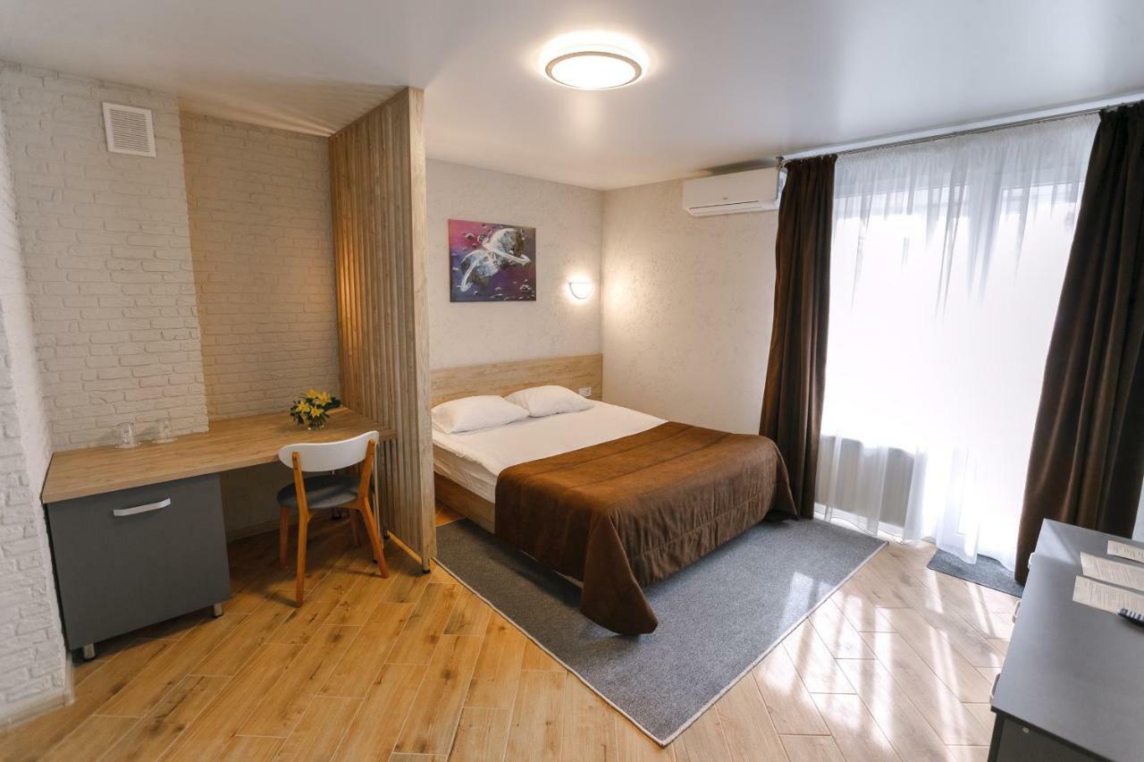 Raziotel Rishelyevskiy Cherson Esterno foto