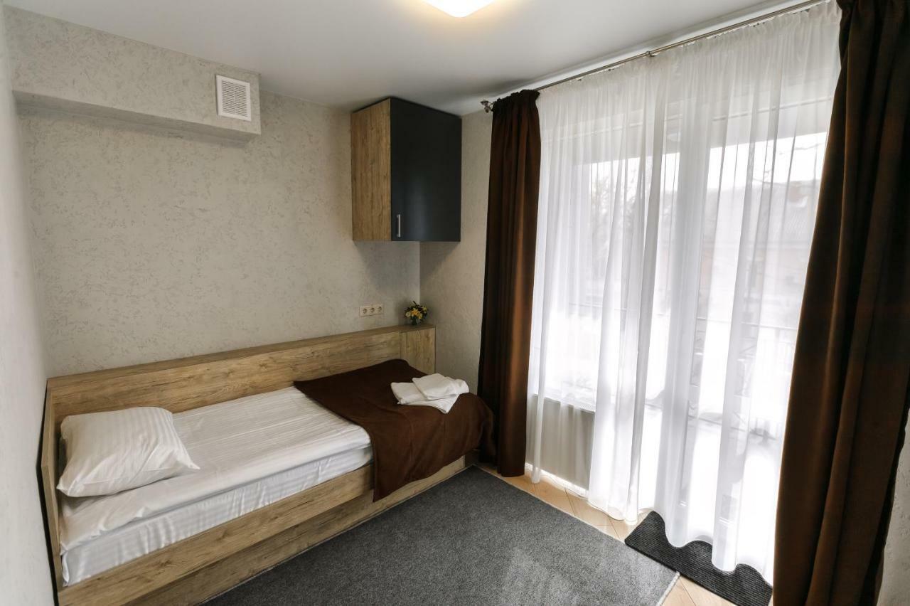 Raziotel Rishelyevskiy Cherson Esterno foto